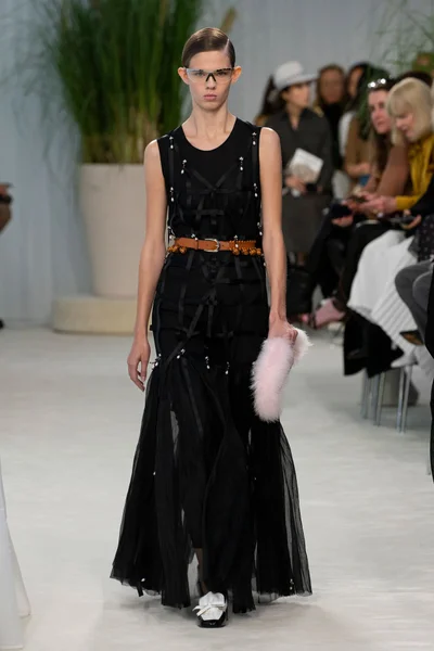 Look 34